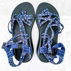 Brand new double strap chacos